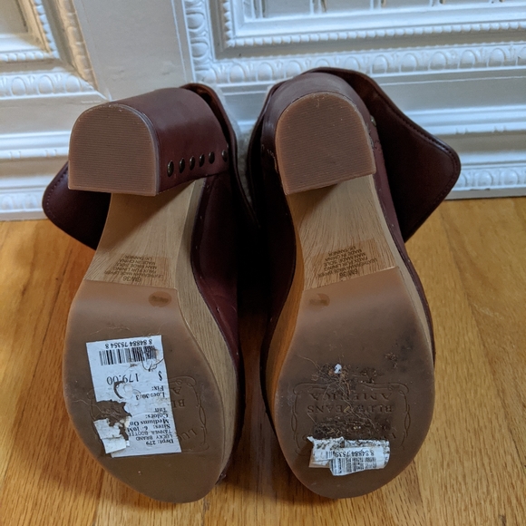 Lucky Brand Leather ankle booties . Size 6 - Picture 9 of 9